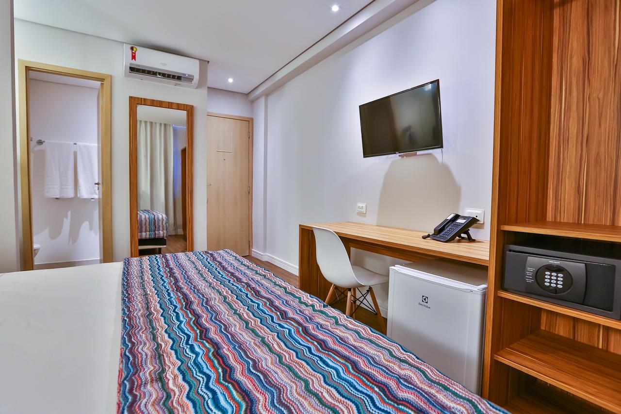 Airport Hotel 3*
