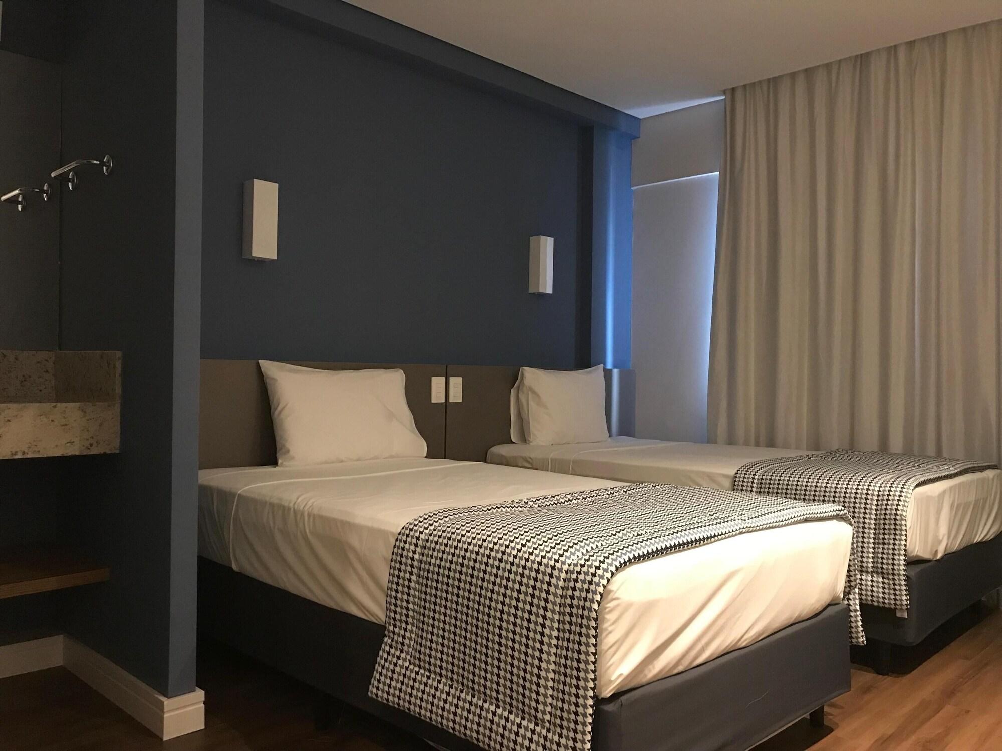Hotel Airport 3*